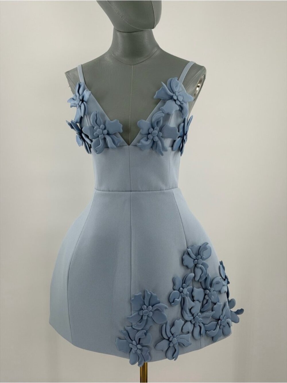 🆕 BRONX & BANCO 🧿 NWOT Emma 3D Floral Mini Dress, Pastel Blue - Sz XS US 2 - Picture 10 of 14